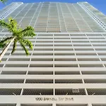 Perfectly Located Miami 3Br With Stunning Views