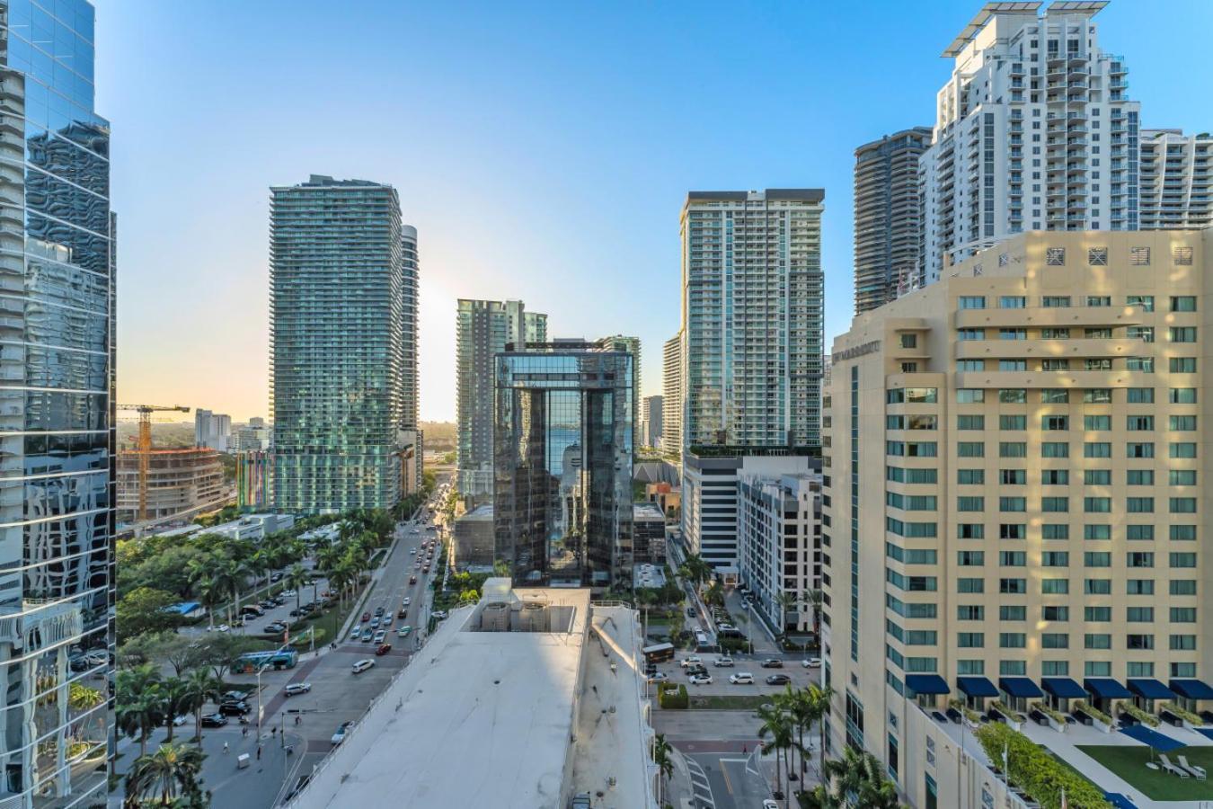 Perfectly Located 3br With Stunning Views